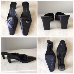 Bandolino Buckle Chunky Heel Leather Shoes
